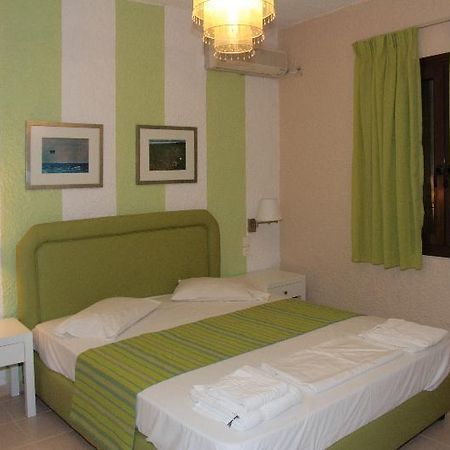 Perla Hotel อาเยีย เปลาเยีย ภายนอก รูปภาพ