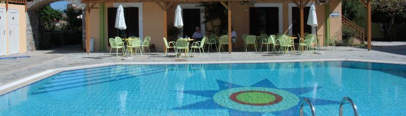 Perla Hotel อาเยีย เปลาเยีย ภายนอก รูปภาพ
