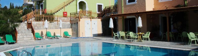Perla Hotel อาเยีย เปลาเยีย ภายนอก รูปภาพ